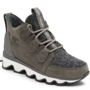 {Sorel} Gray Lace-Up Sneaker Boot Kinetic Caribou Snow Boot